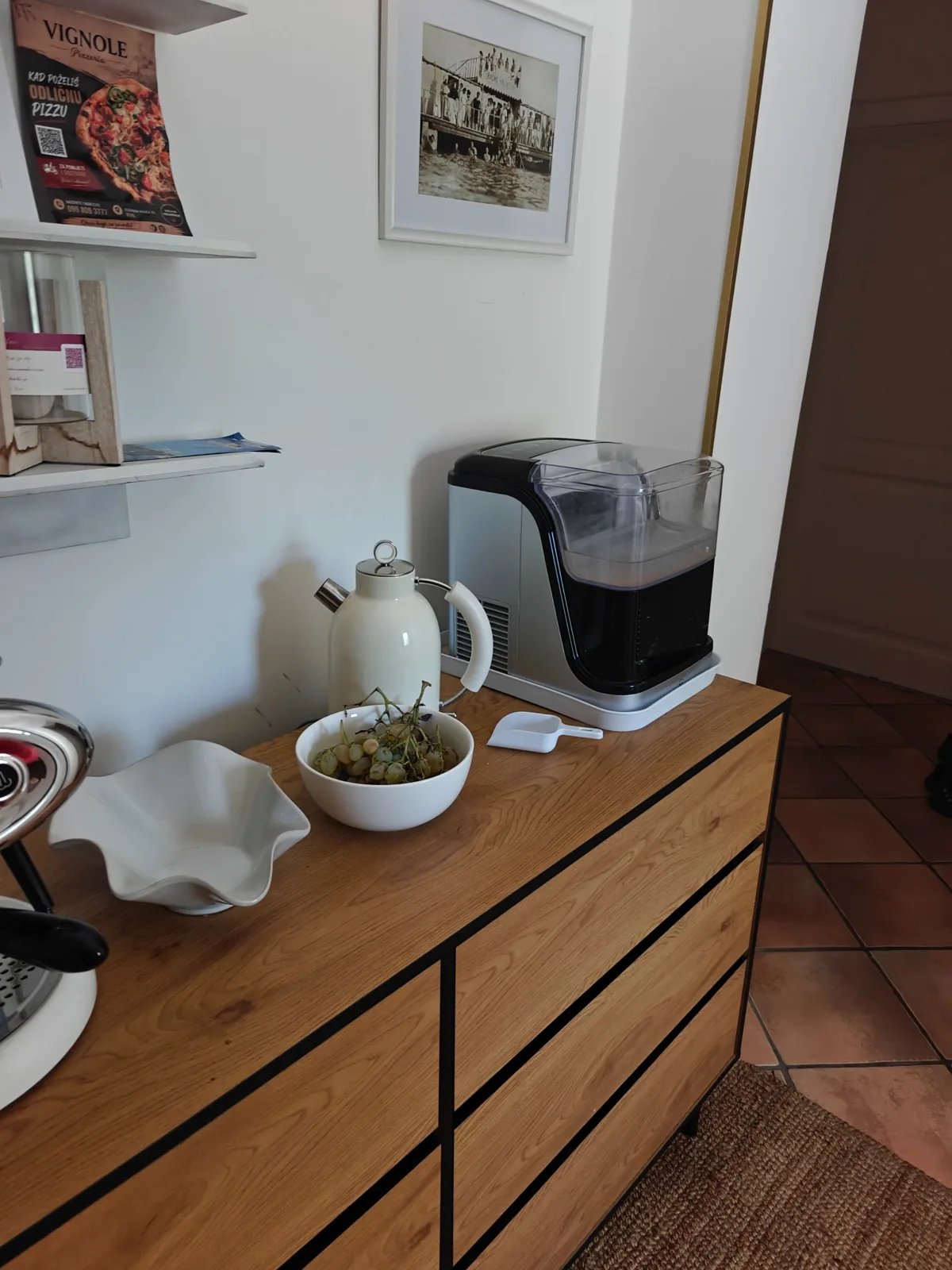 Shared refreshment station in the shared foyer at Casa Valsecca in Krk