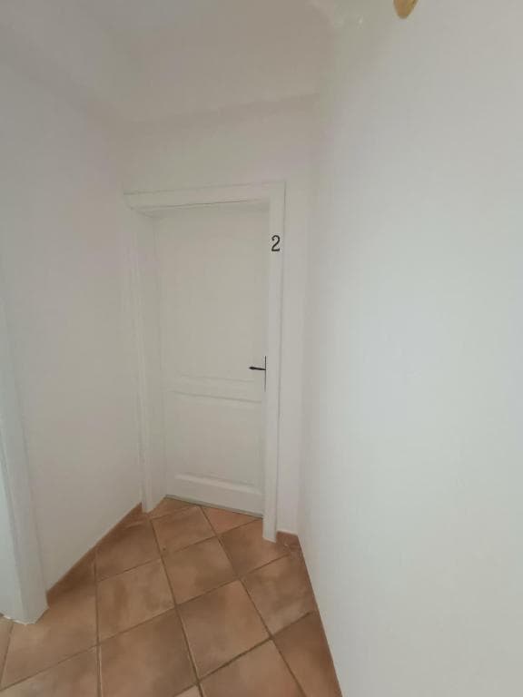 Deluxe Studio Apartment with Hot Tub photo 11